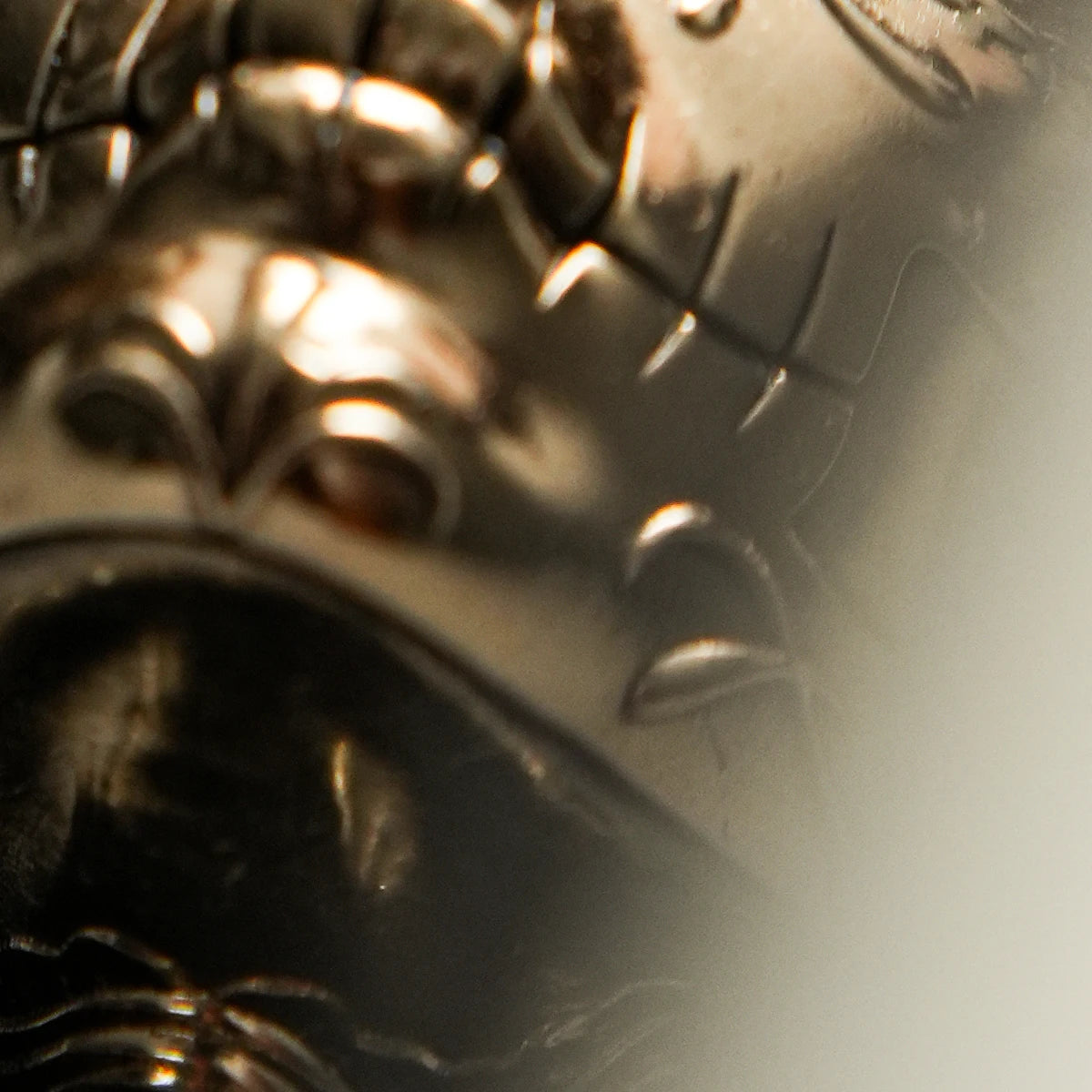 Memento Mechanica - Interactive Skull Sculpture