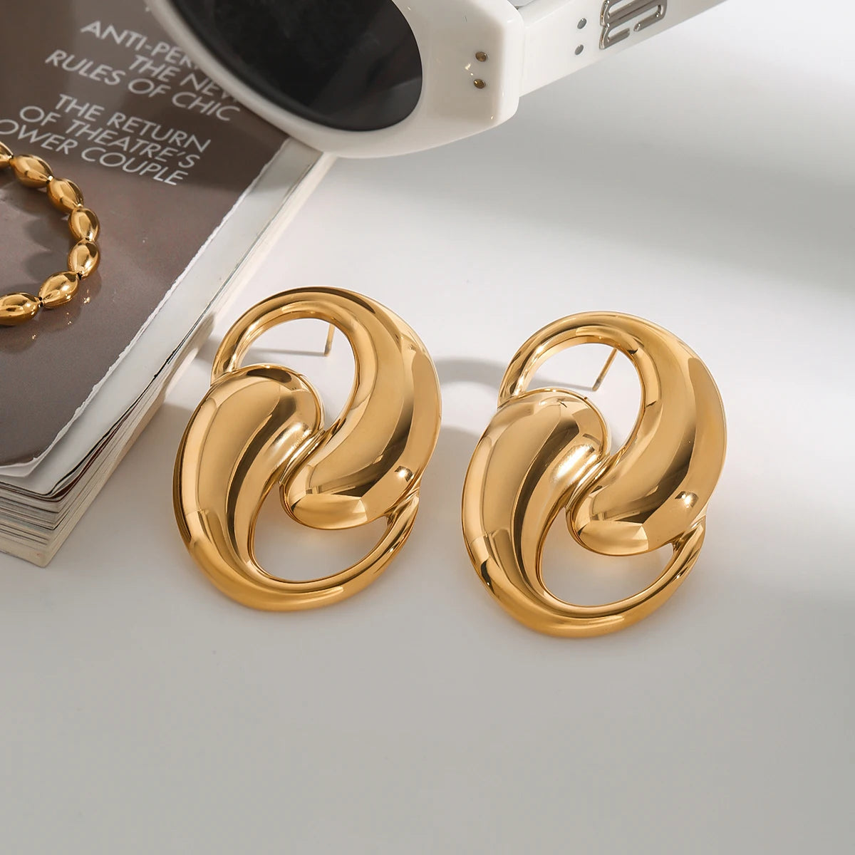 AvaAllure™ Droplet Studs