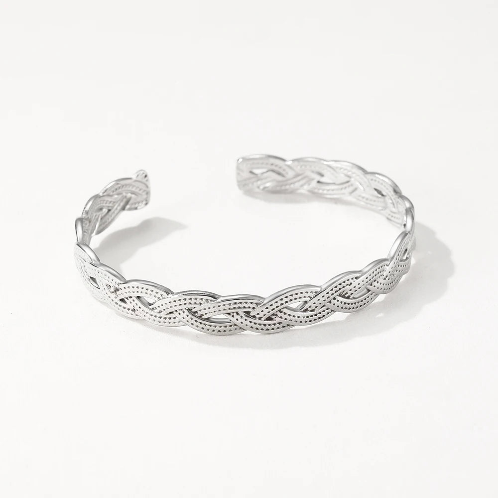 Aeris™ – Bratgira minimalist geometric hollow