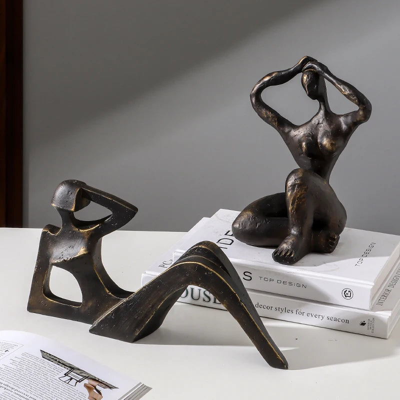 Abstract Retro Girl Resin Sculpture