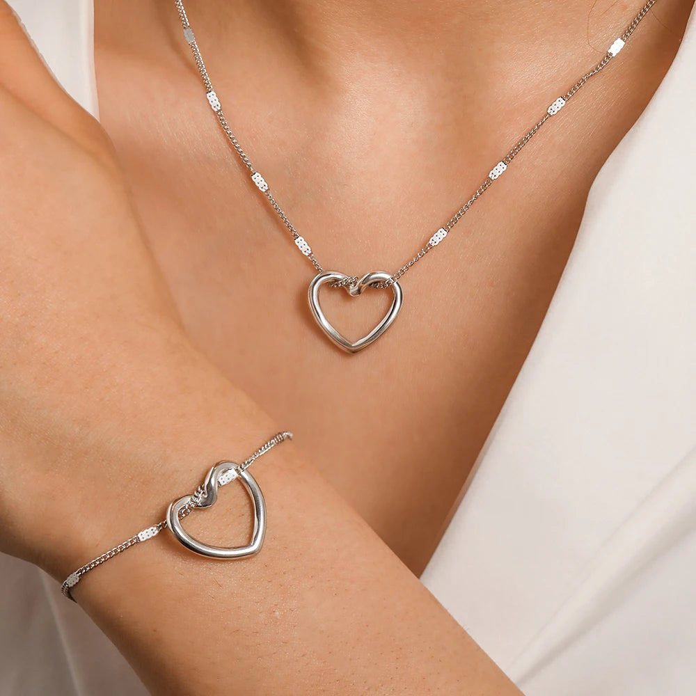 Lumière Heart™ – Set da gioielli a cuore attorcigliato