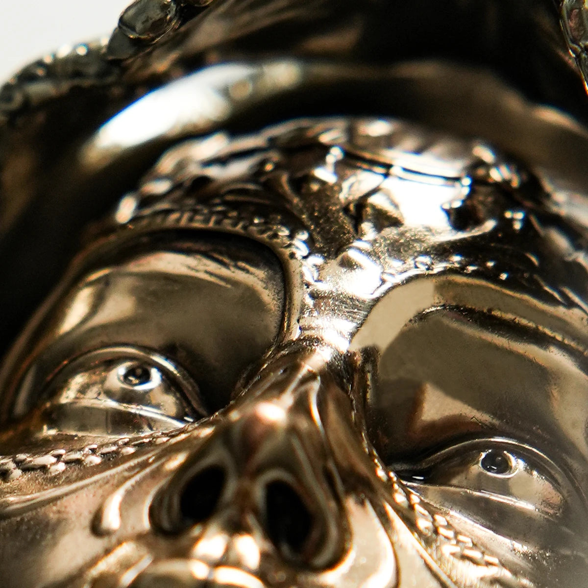 Memento Mechanica - Interactive Skull Sculpture