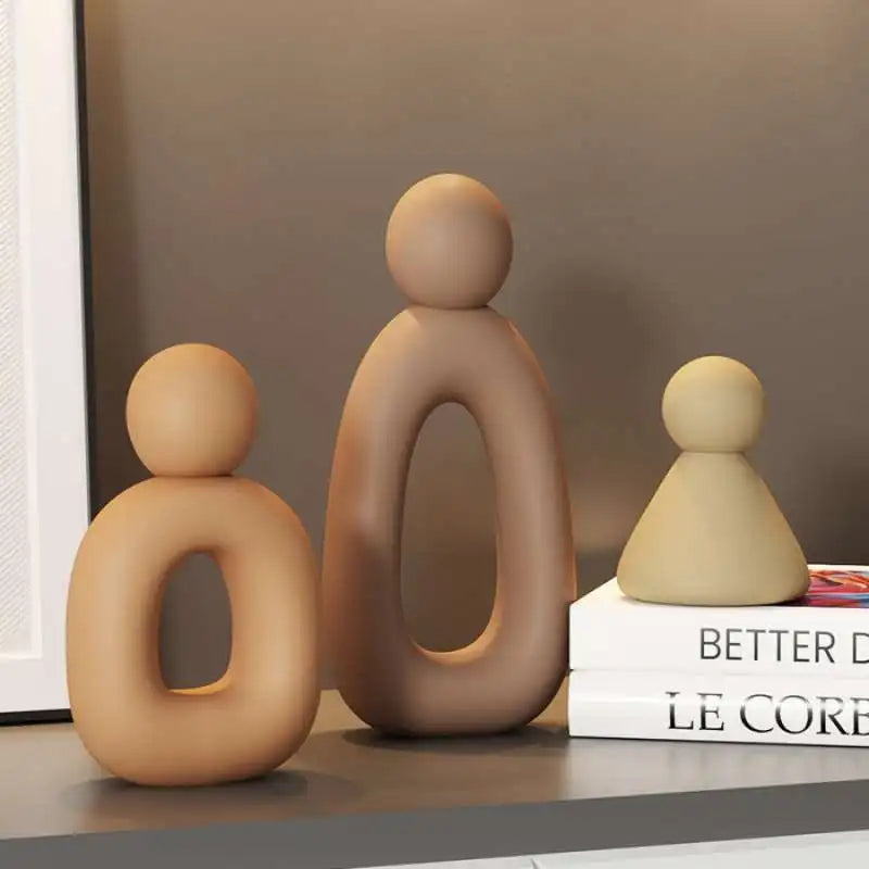 Home Harmony™ – Modern Family Statue