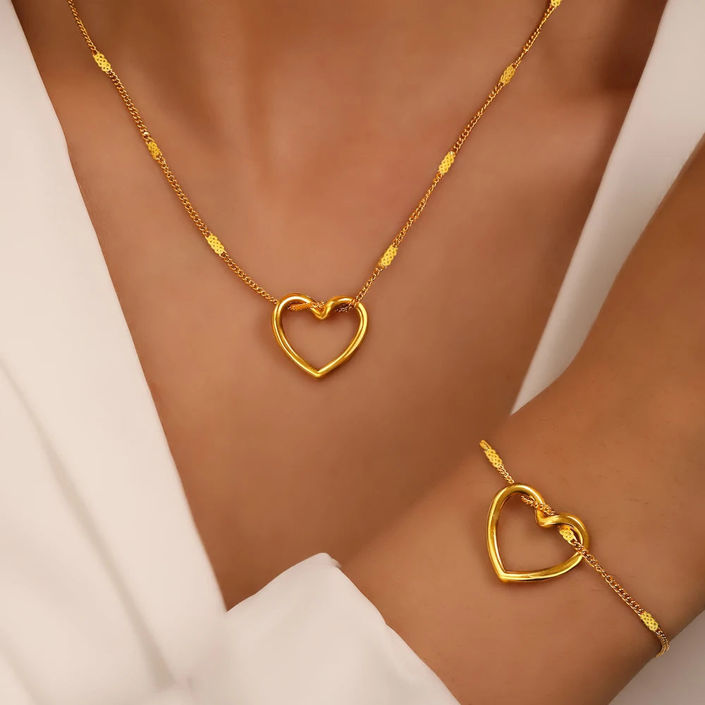 Lumière Heart™ – Set da gioielli a cuore attorcigliato