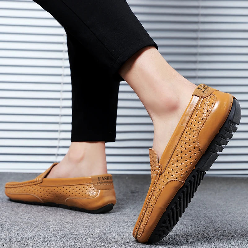 Eleganza Suprema: Slip-On Loafers in Cuoio Taljan