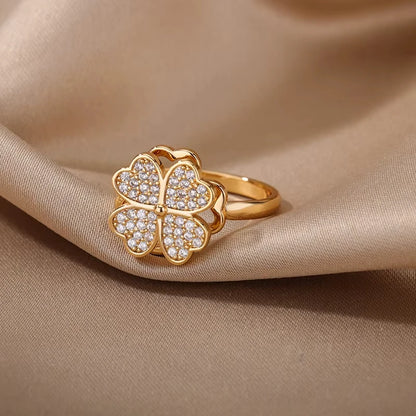 Pavé Clover Spinner Ring