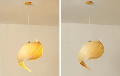 The Marea - Shell-Inspired Pendant Light in Natural Materials