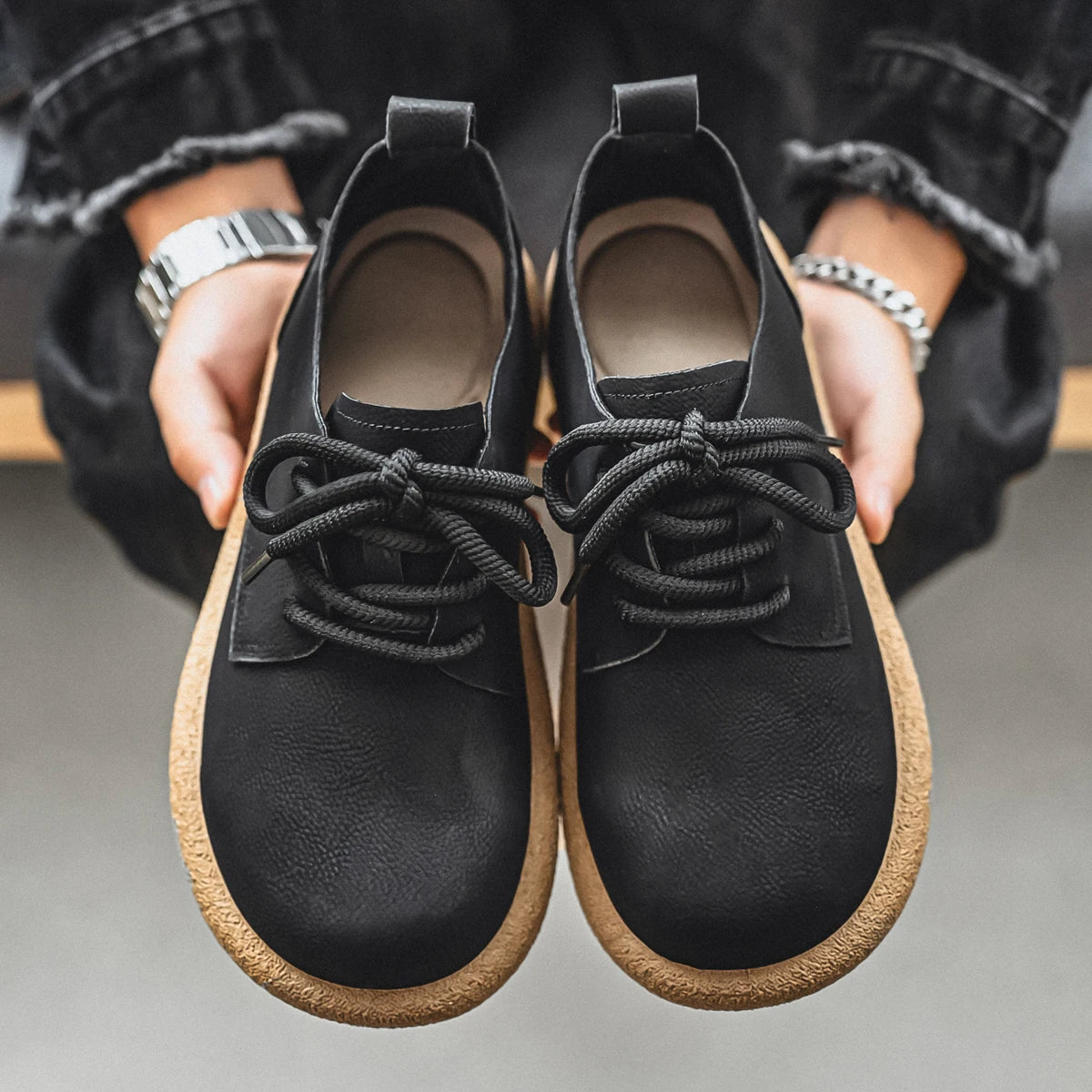 Low-Seam Round-Toe Oxford