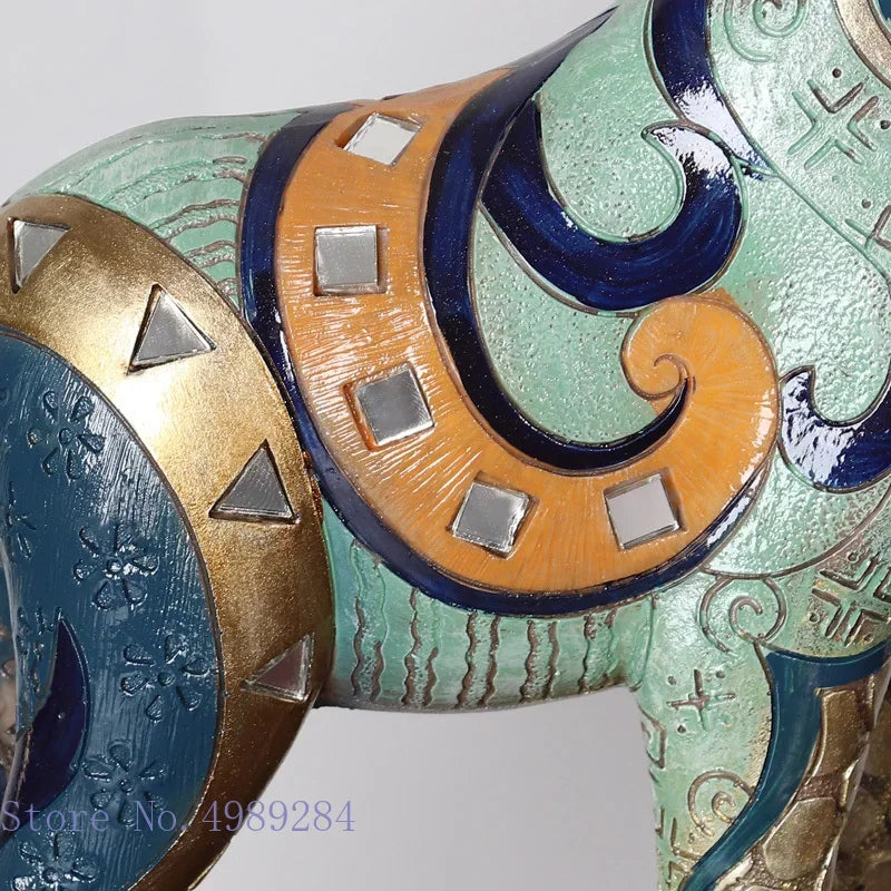 The Bond - Mother &amp; Child Giraffe Sculpture in Gold-Finished Resin