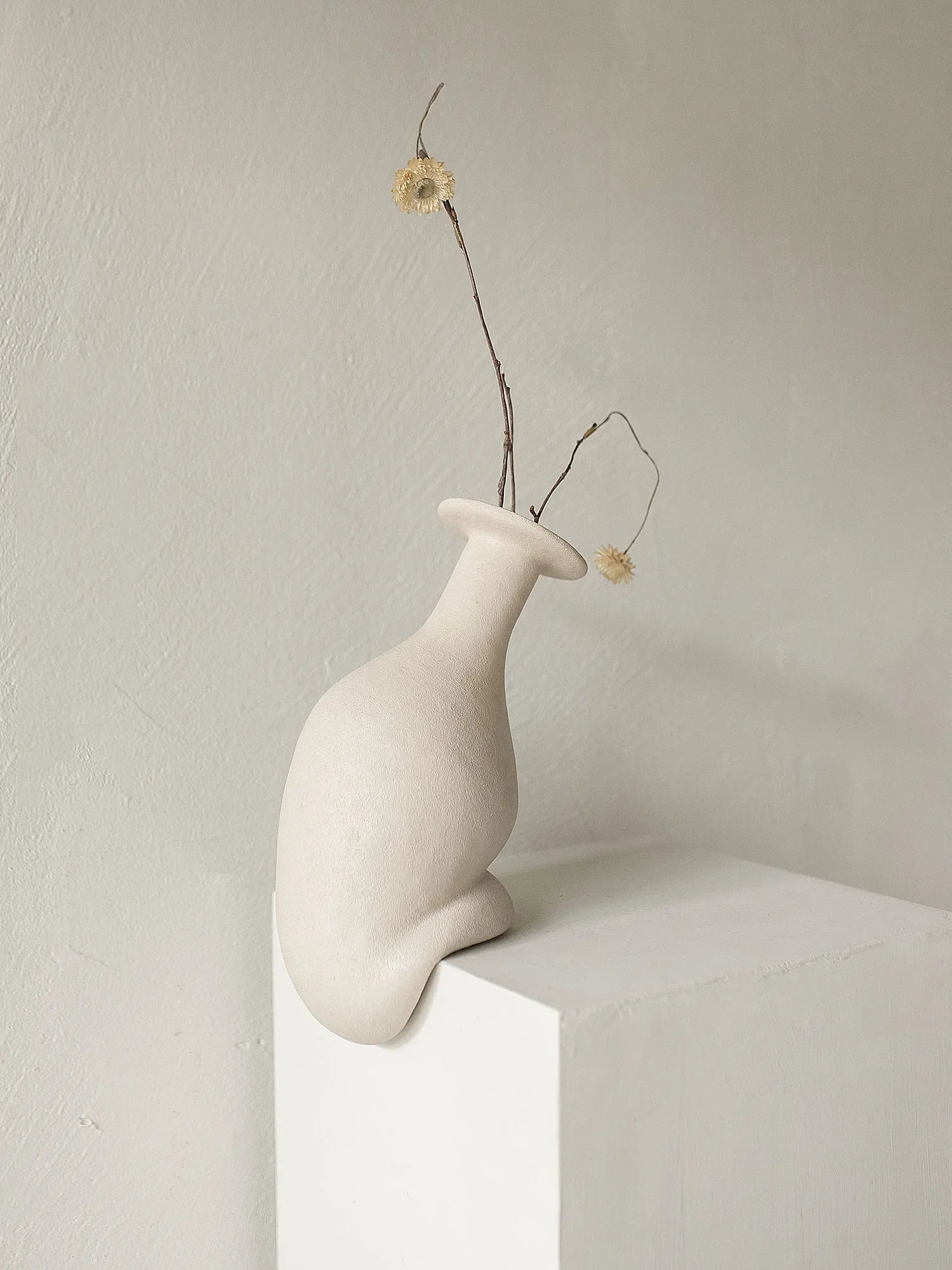 THE PAUSE COLLECTION | Sculptural Asymmetric Vase