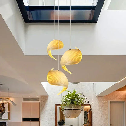 The Marea - Shell-Inspired Pendant Light in Natural Materials