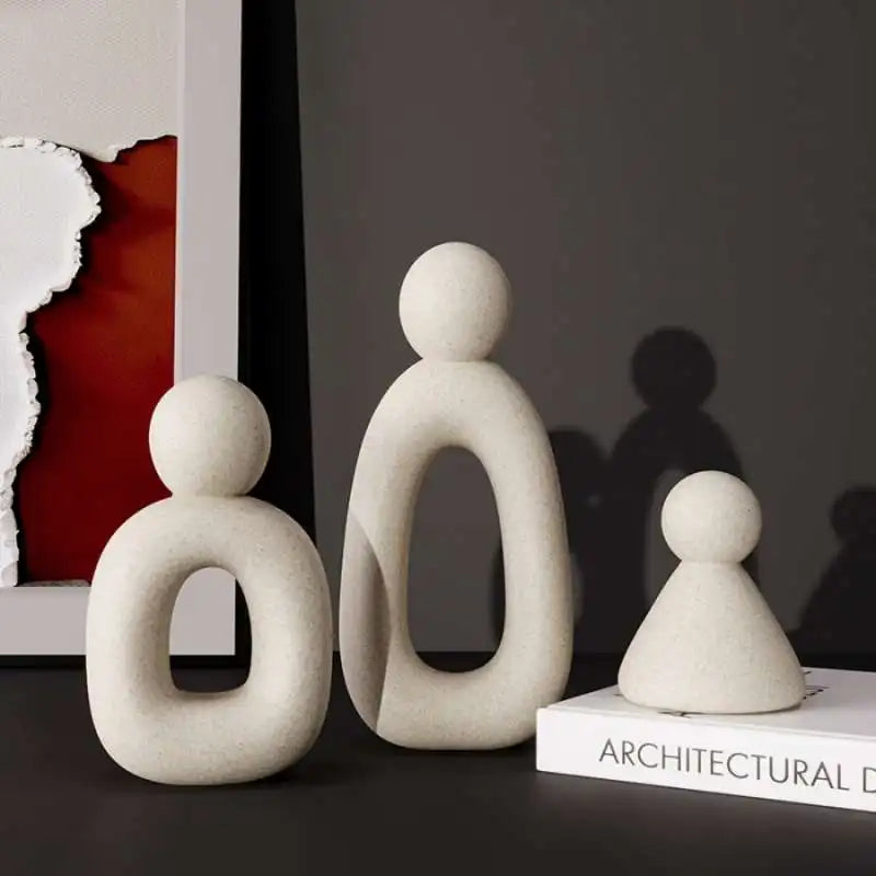 Home Harmony™ – Modern Family Statue