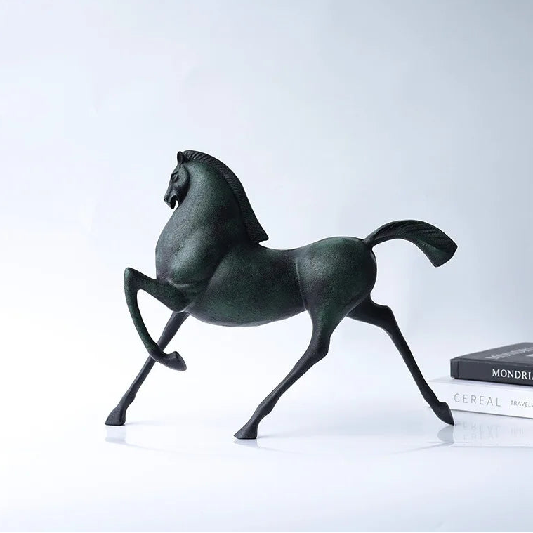 THE PROMENADE | Sculptural Metal Horse