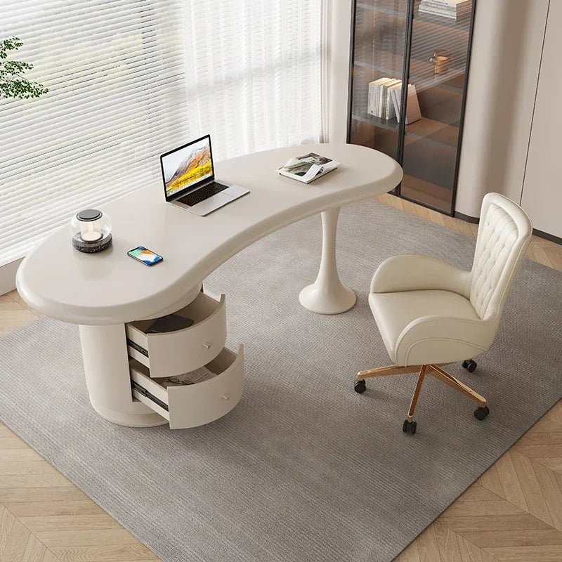 Atelier Curve Desk