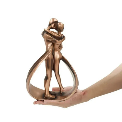 THE EMBRACE | Couple Sculpture